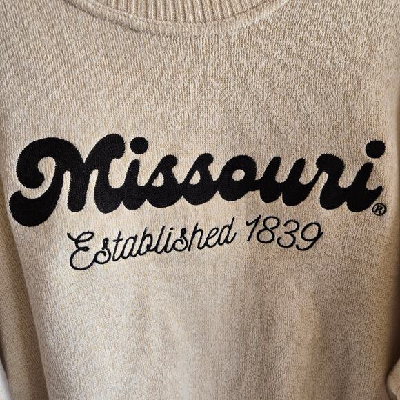 Missouri Chicka-D Crewneck Boutique Embroidered Sweatshirt NWT XL Pullover - Picture 4 of 4
